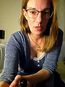SpiceLea live cam
