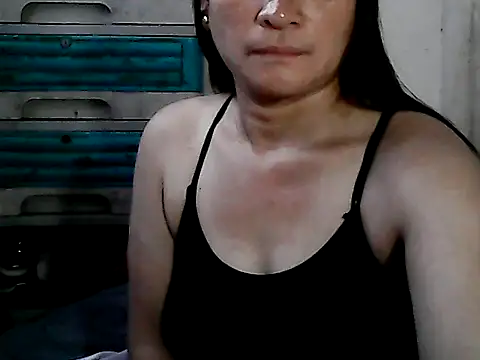 yoursPinayMama1682
