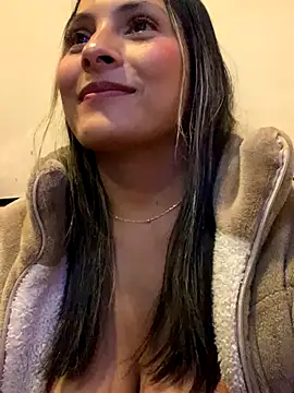 Webcam Model (Cami_Leon2)  is live.Free join now!