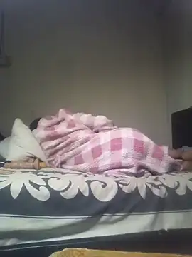 PetiteSquirtQueen