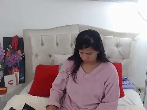 Arianaskyblue webcam stripchat model stream image
