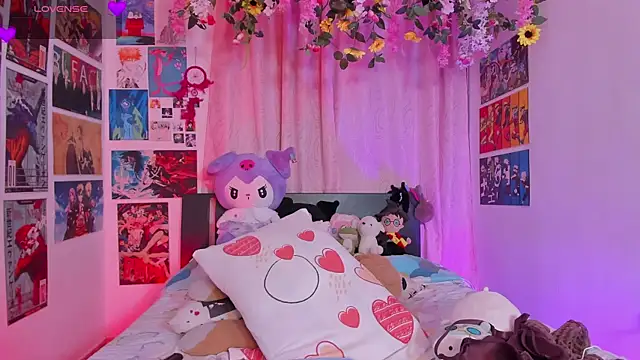 MissCurvyTop