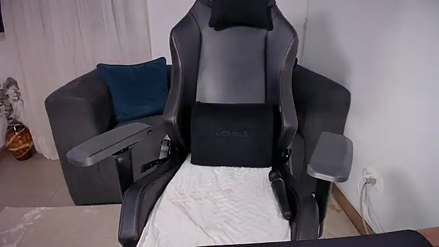 Kasandra_Mature_