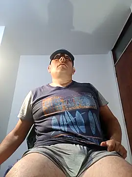 Preview of chicoguapo8