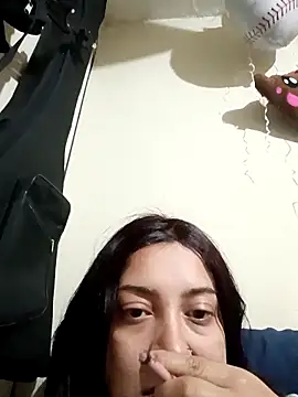 CORALINE_GREYM