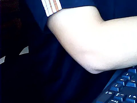 hotboydon2495