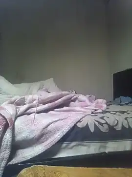 PetiteSquirtQueen