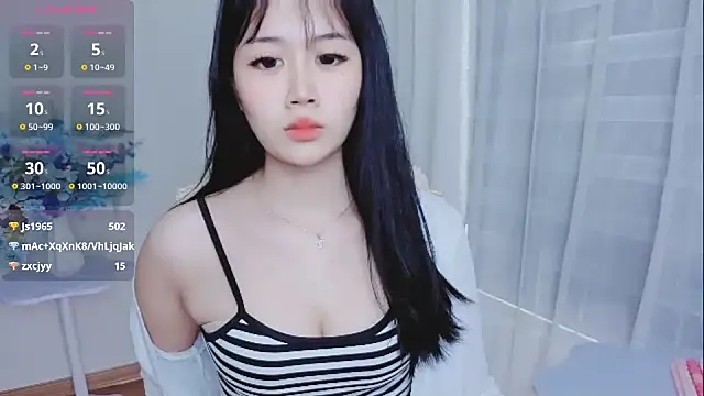 Crystal_Lea