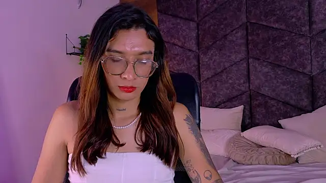 Preview of lauraagomezz__