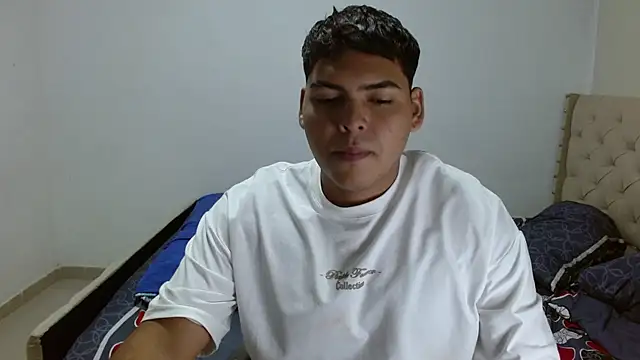 badboy05181 - Badboy05181's free webcam - UK Sex Cams