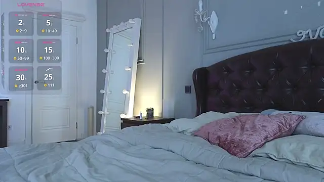 alexa_novak