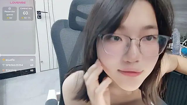 titty150150