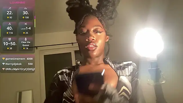 maskedgirl5005