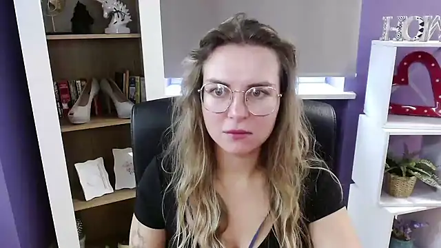 Zoey_Erotic