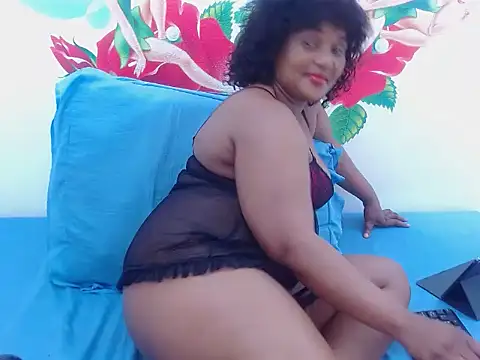 SexyEbony37X live cam