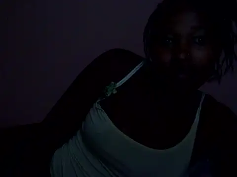 Ebony_sluty1