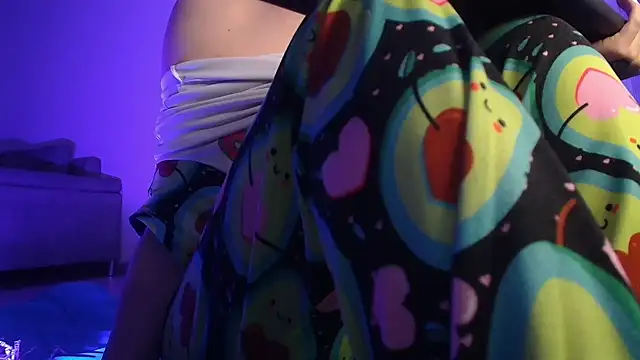 Alina_Lee_t