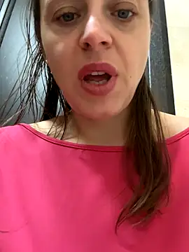 ladywithbigass