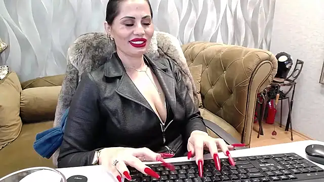 Sara_Poison