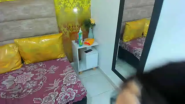 HornyRouse_