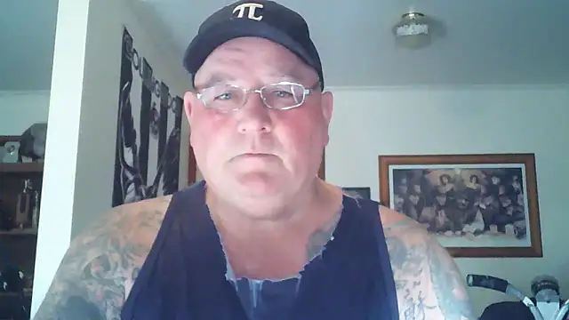KINKYBLUEYES69