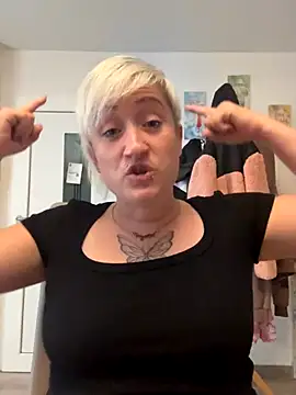 rozendefotz - Rozendefotz's free webcam - UK Sex Cams