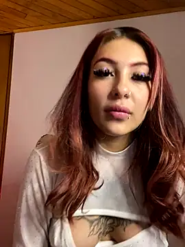 Sara_pink18