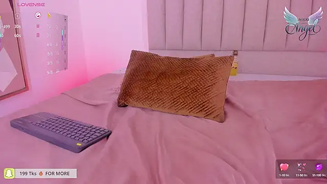 Nikki_Angel_