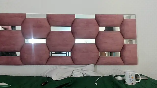 AvaGrey_ live cam screenshot tranny on PornAJ – Adult Videos, Live Cams & Chat