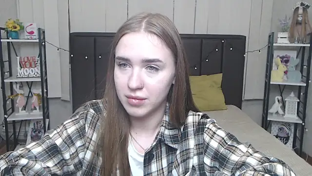 LauraHlot