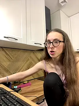 MartiniiSelenna from StripChat is Freechat