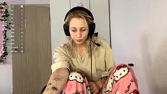  KandaceMassanelli chat room