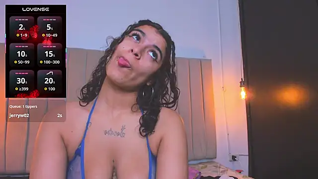 ana_foxi