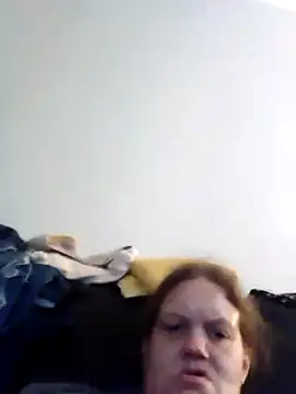 Earlybirdgetsworm webcam stripchat model stream image