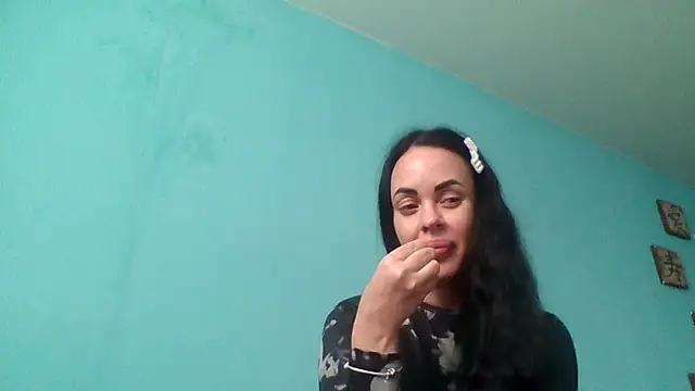 Stefaniyaxq webcam stripchat model stream image