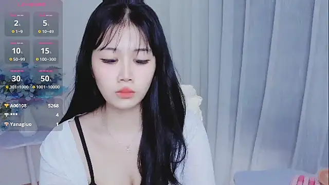 Crystal_Lea