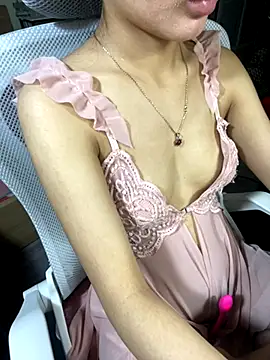 Mina048