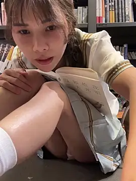 Adora188
