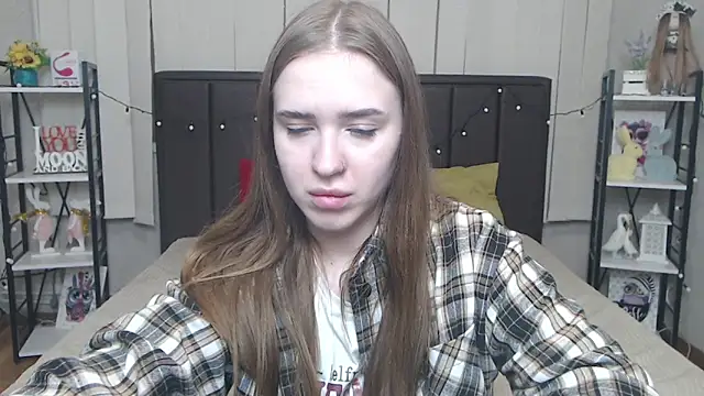 LauraHlot