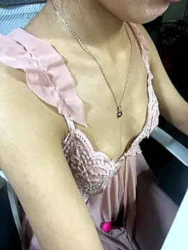 Mina048