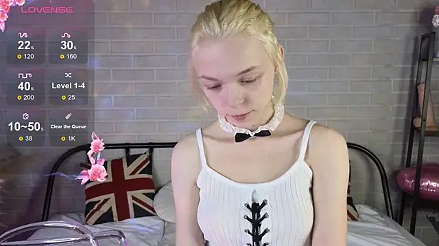 MillaHolt