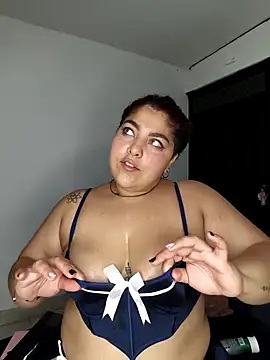 Live sex cam di kendra_lil_evill