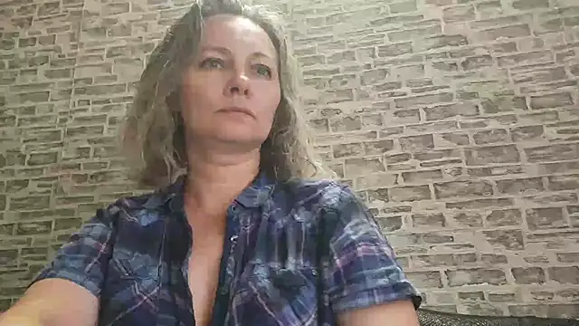  EdithManning chat room