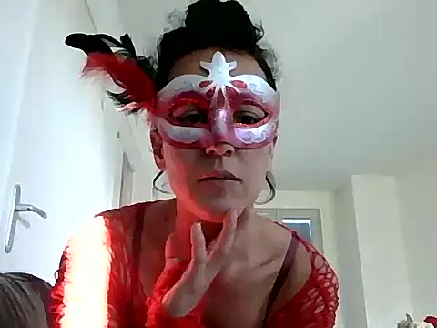 Masquegirlmysterious