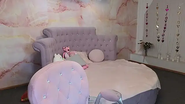 Penelope_Pinky