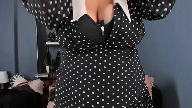 JessicaFoxie