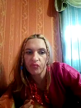 LaraDiva7799