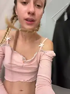 Lia__Love