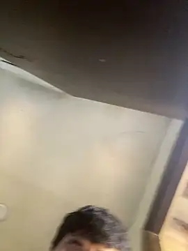 Deste223
