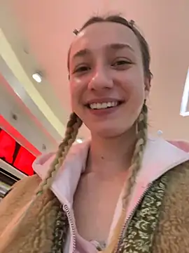 Lia__Love
